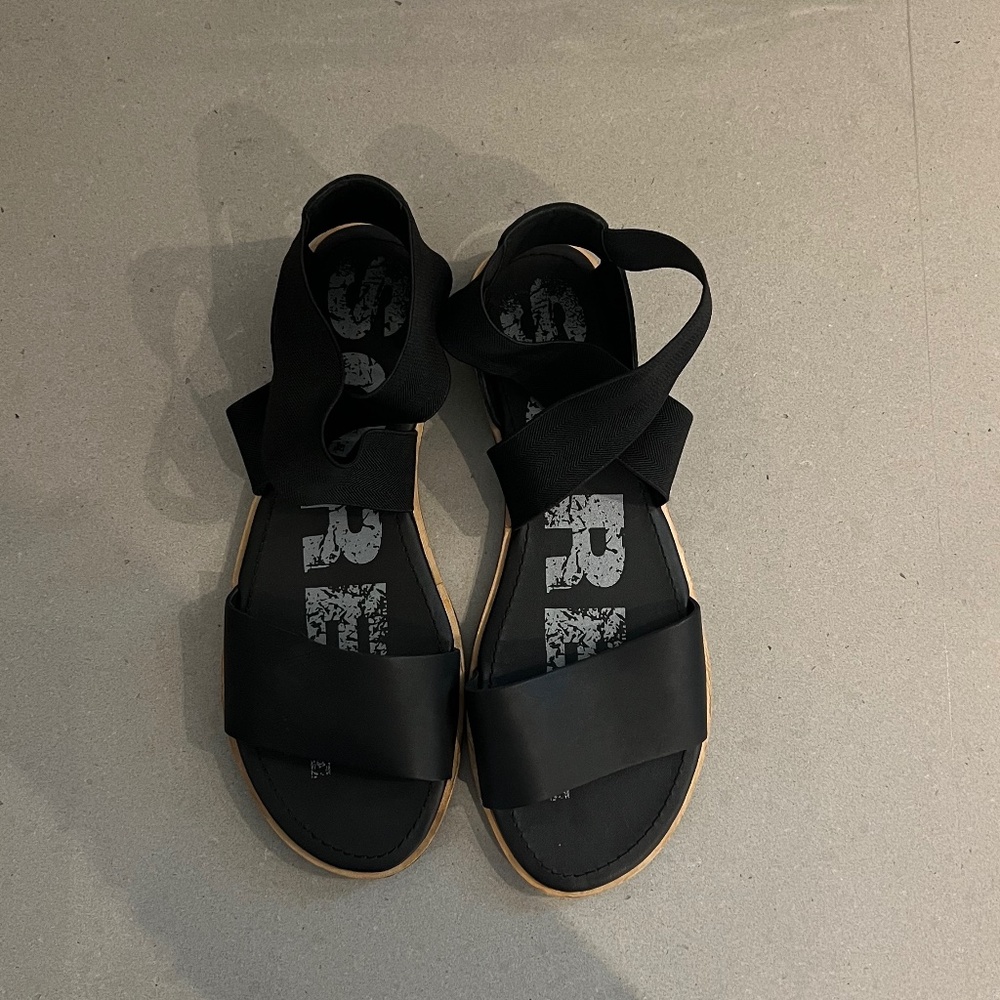 Sorel Ella sandal Size 9.5